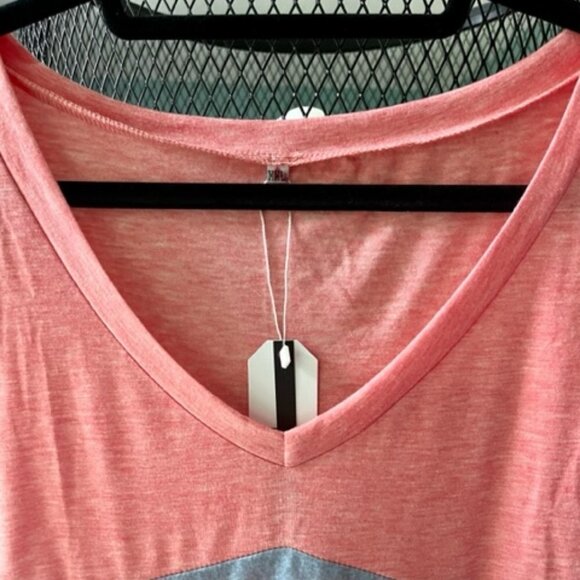 Saukole Women's V-neck Sleeveless Top Rainbow Stripes Pink Plus Size 1XL - Picture 7 of 16